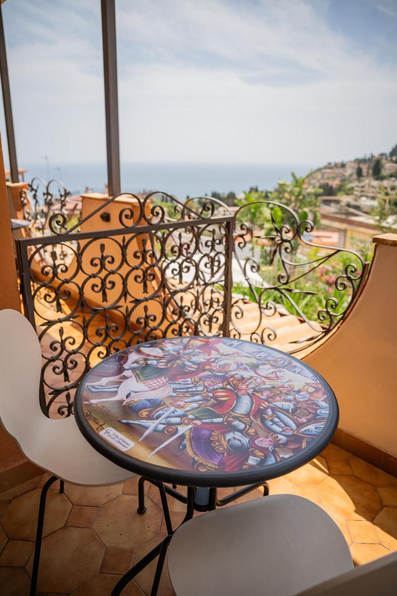 Casa Pertosa Bed & Breakfast Taormina Bilik gambar
